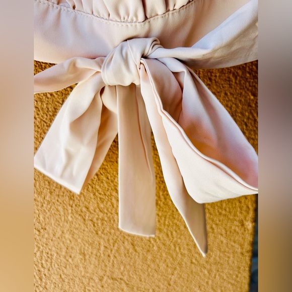 Modern Wrap Sleeveless Cream/Beige Blouse SZ L NWOT - Picture 2 of 5